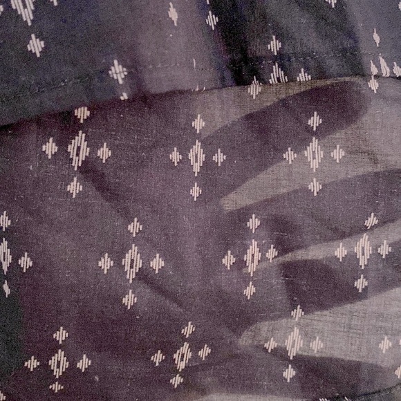 H&M NWOT sheer printed - hemmed longer  back, blue background white print - Picture 11 of 13